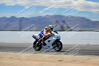 media/Mar-25-2024-Moto Forza (Mon) [[8d4319bd68]]/3-Intermediate Group/Session 4 (Front Straight Speed Pans)/